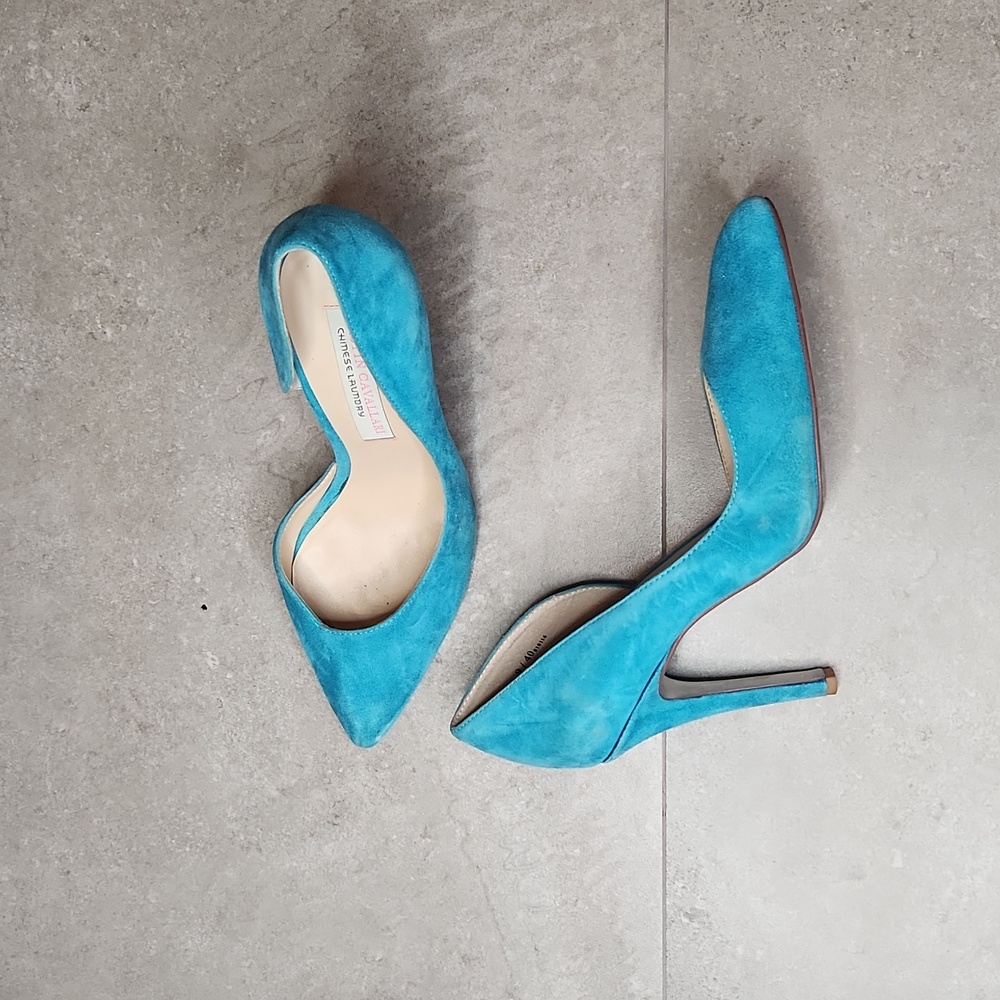 Chinese Laundry Blue Suede Heels size 9/40